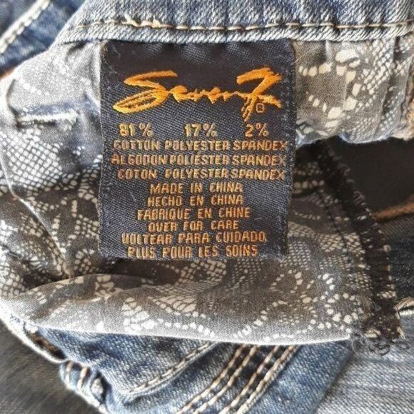 Seven7 Womens Jeans Size 12 Blue Mid Rise Straight Legged Embroidered Pockets - Picture 7 of 8